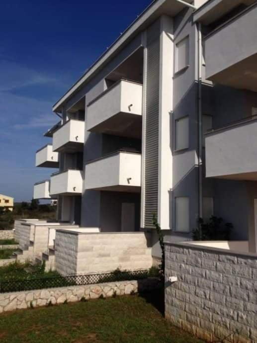 Islando 3 Apartment Новаля Екстериор снимка